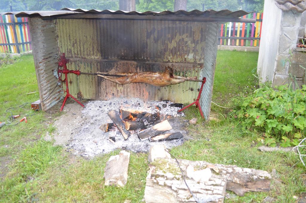 Къща за гости Дъга Cherni Osum Екстериор снимка